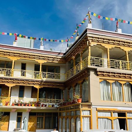 Laksdup Guest House Leh Exterior photo