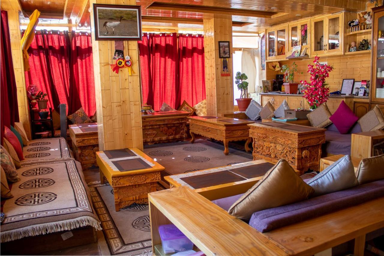 Laksdup Guest House Leh Exterior photo